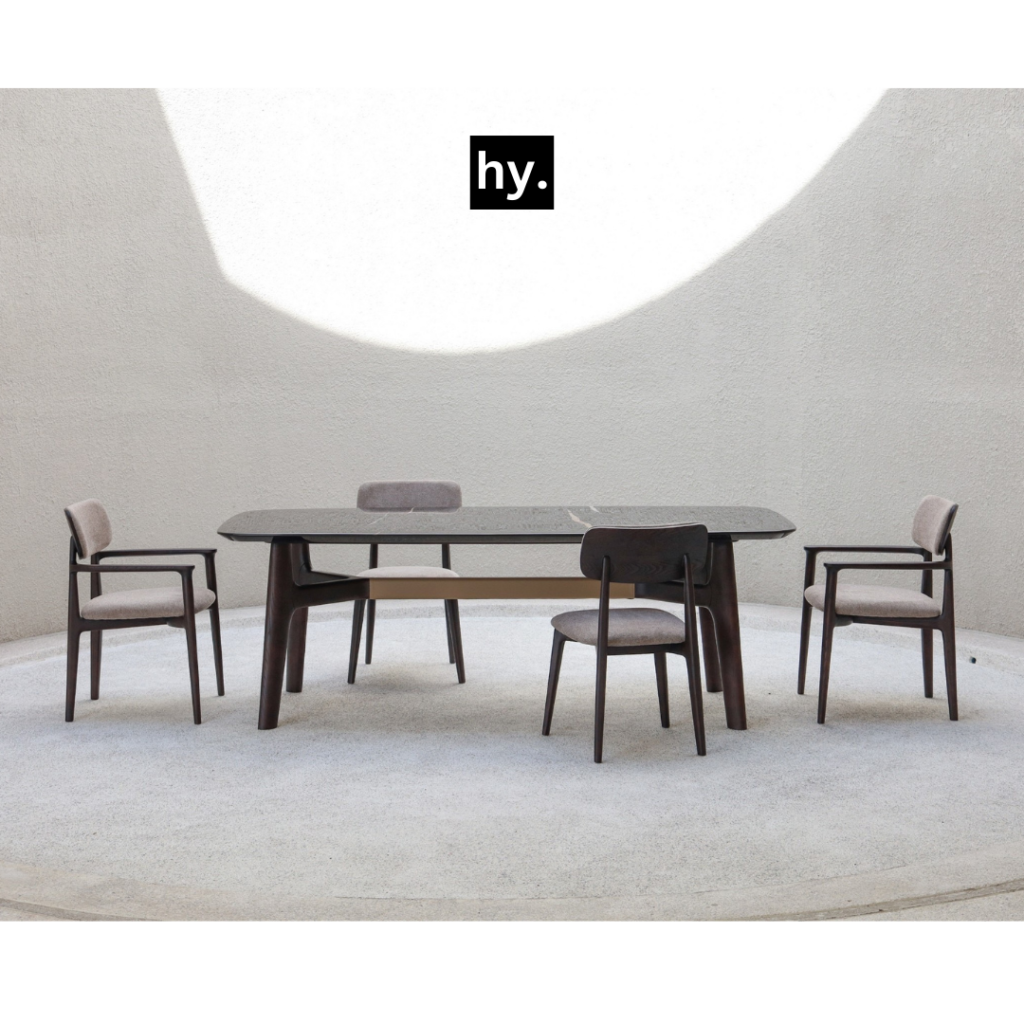 Curve Dining Set